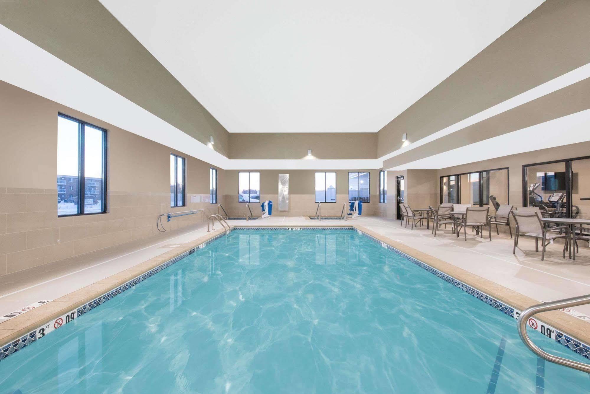 Candlewood Suites Fargo South-Medical Center By Ihg Exterior foto